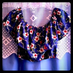 Hollister Floral Crop Top